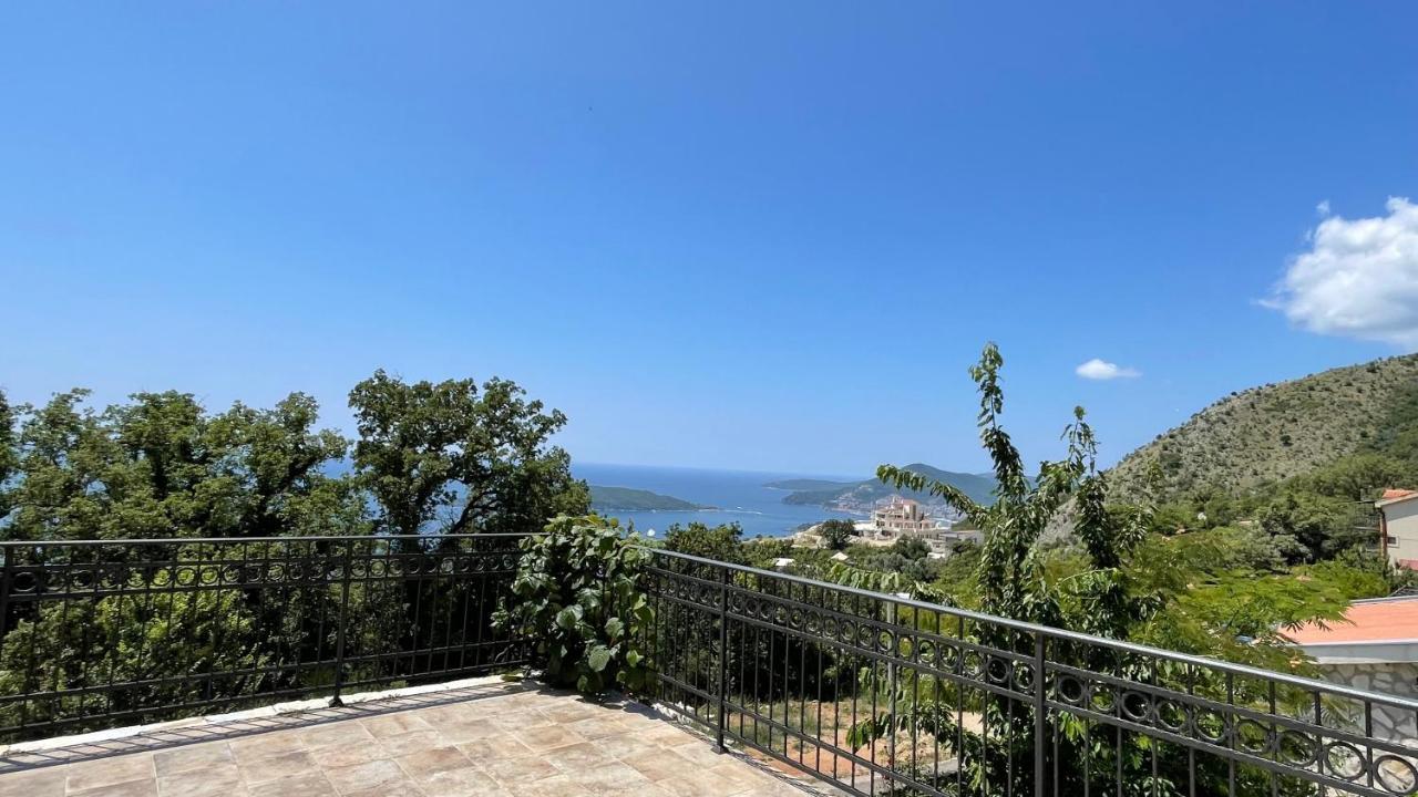 Mountains Villa Near Budva Exterior photo