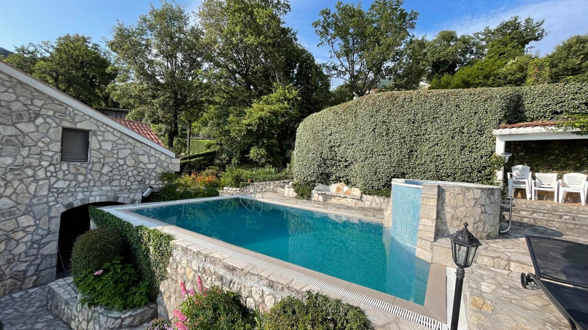 Mountains Villa Near Budva Exterior photo